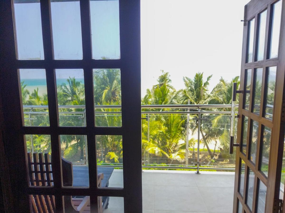 Shanika Beach Inn Tangalle Bagian luar foto